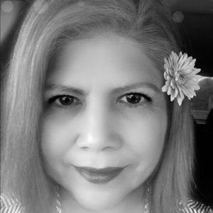 Meet your Posher, Maria